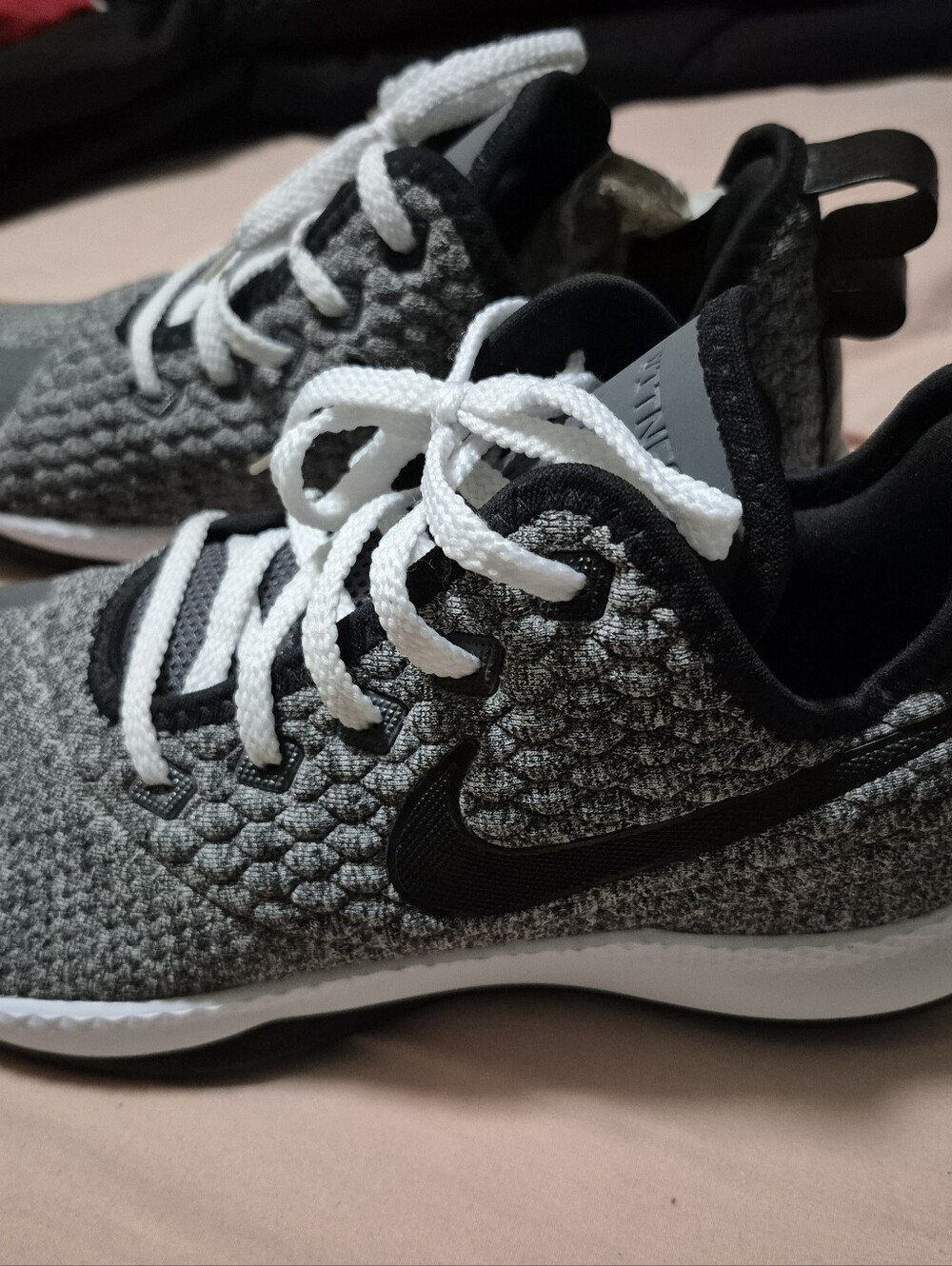 Nike Grey Black Knit Sneakers - Lightweight Casual Shoes